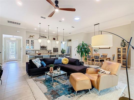 Dining room, Interior, Kitchen, Living room, Pendant Lights, Recessed Lighting, Stainless Steel Appliances