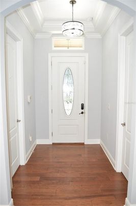 Interior, Pendant Lights, Wood Texture Flooring