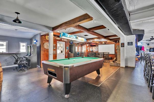 Billiard Table, Game Room, Interior
