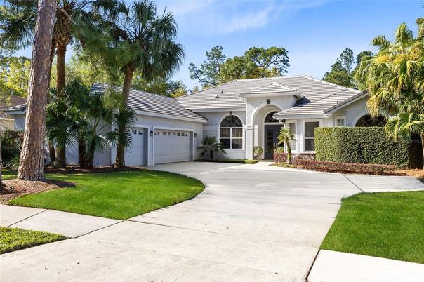 Attached, Exterior, Facade, Ranch