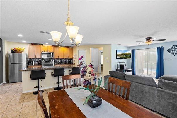 Dining room, Interior, Kitchen, Pendant Lights, Recessed Lighting, Stainless Steel Appliances