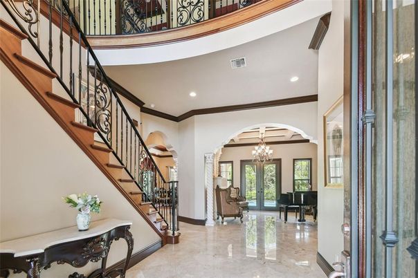 Chandelier, Interior, Marble, Piano, Recessed Lighting