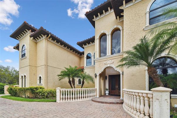 Exterior, Facade, Mediterranean
