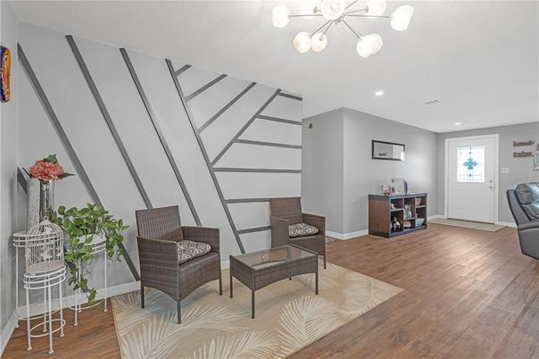 Interior, Pendant Lights, Recessed Lighting, Wood Texture Flooring
