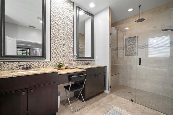 Bathroom, Glass Shower, Interior, Pendant Lights, Recessed Lighting