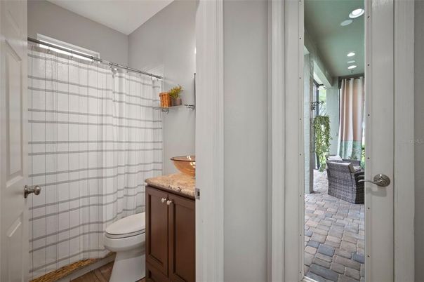 Bathroom, Interior, Recessed Lighting