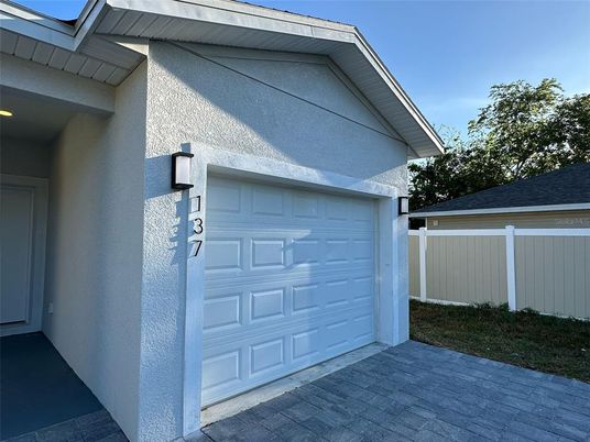 Detached Garage, Exterior