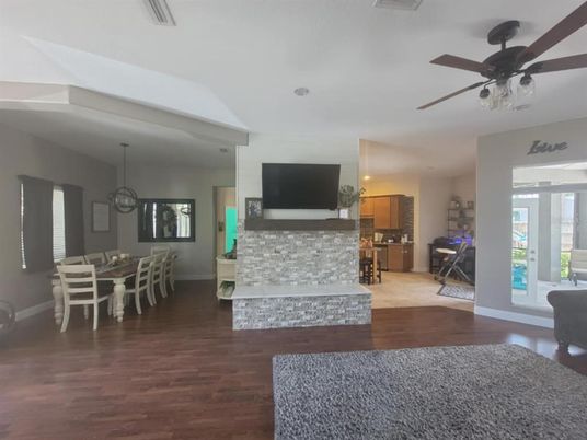 Dining room, Interior, Kitchen, Pendant Lights, Wood Texture Flooring