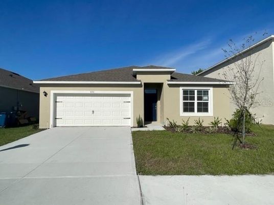 Attached, Exterior, Facade, Ranch