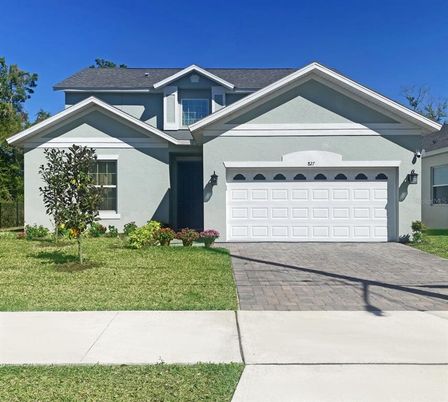 Attached, Exterior, Facade, American Craftsman