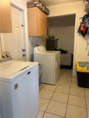 Interior, Washer