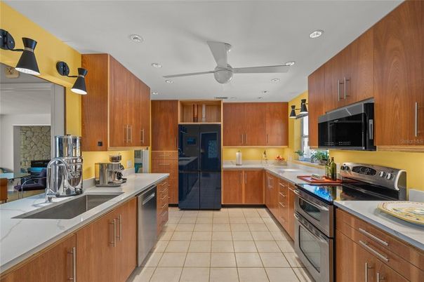 Interior, Kitchen, Recessed Lighting