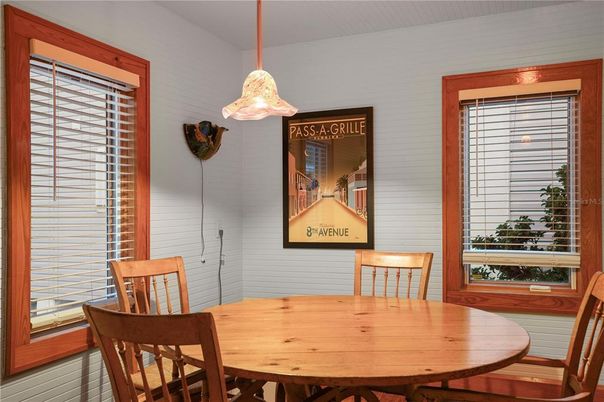 Dining room, Interior, Pendant Lights