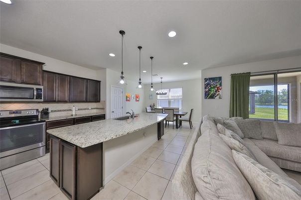 Dining room, Interior, Kitchen, Living room, Pendant Lights, Recessed Lighting, Stainless Steel Appliances