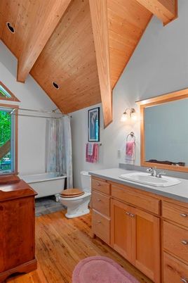 Bathroom, Dual Sink Vanities, Free Standing Baths, Interior, Wooden Beams, Wooden Ceilings, Wood Texture Flooring