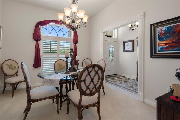 Chandelier, Dining room, Interior