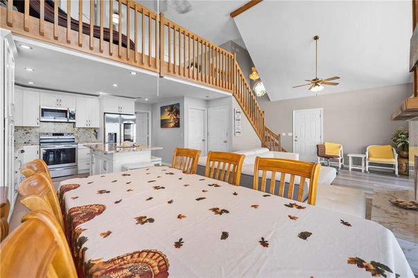 Dining room, Interior, Kitchen, Recessed Lighting, Stainless Steel Appliances