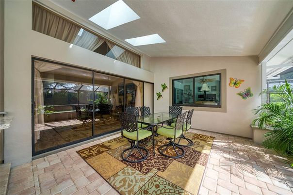 Dining room, Interior, Sun Room