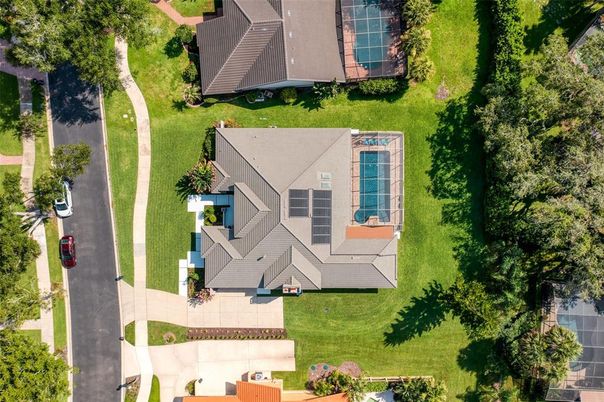 Exterior, Drone