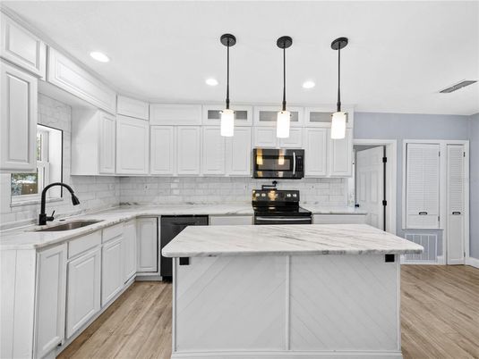 Interior, Kitchen, Pendant Lights, Recessed Lighting, Wood Texture Flooring