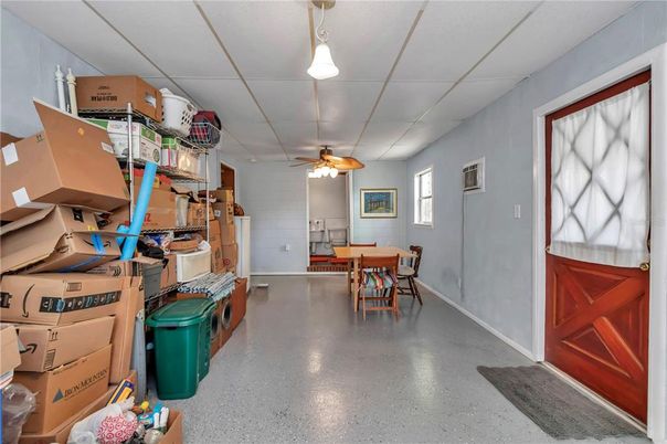Dining room, Interior