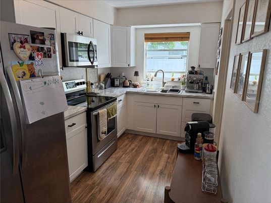 Interior, Kitchen, Wood Texture Flooring