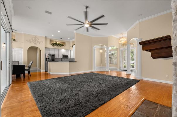 Chandelier, Dining room, Interior, Kitchen, Recessed Lighting, Wood Texture Flooring