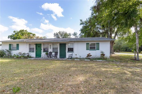 Backyard, Exterior, Facade, Ranch