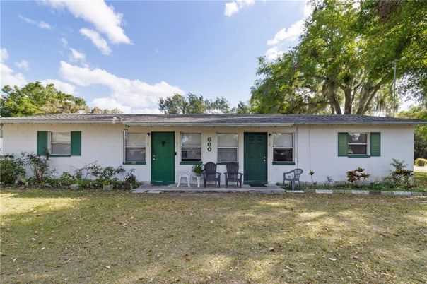 Backyard, Exterior, Facade, Ranch