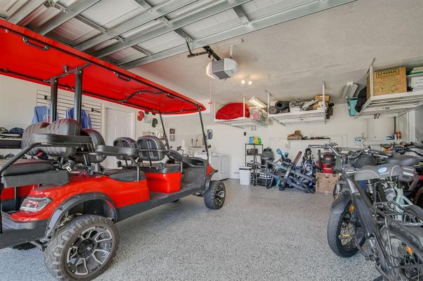 Garage, Interior