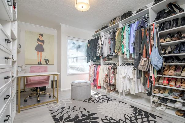 Interior, Walk-in Closets, Wood Texture Flooring
