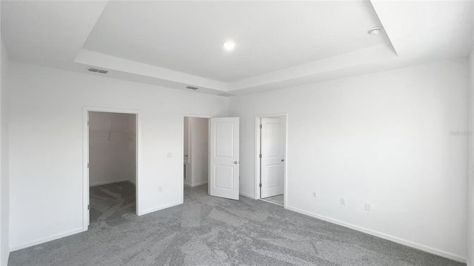Empty room, Interior, Recessed Lighting