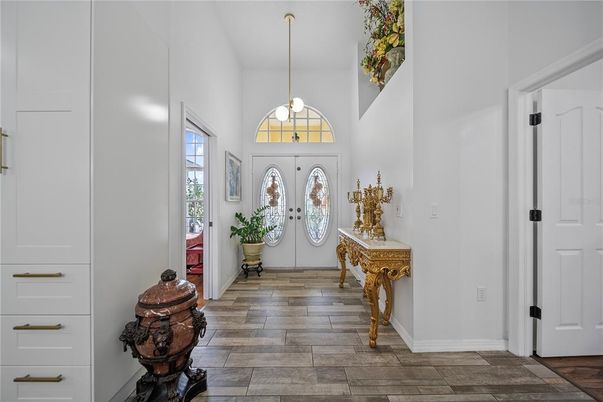 Interior, Pendant Lights, Wood Texture Flooring