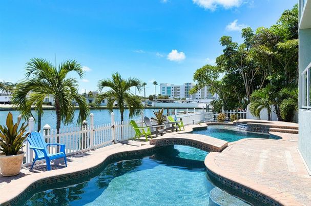 Exterior, Lake, Pool, Water