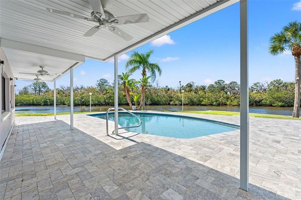 Exterior, Pool, Water