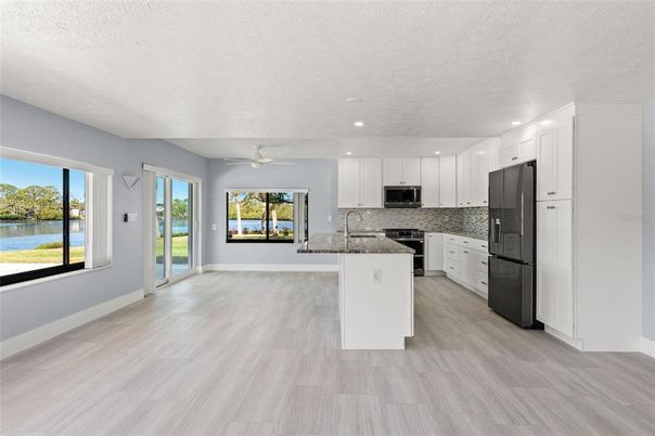 Interior, Kitchen, Recessed Lighting, Water, Wood Texture Flooring