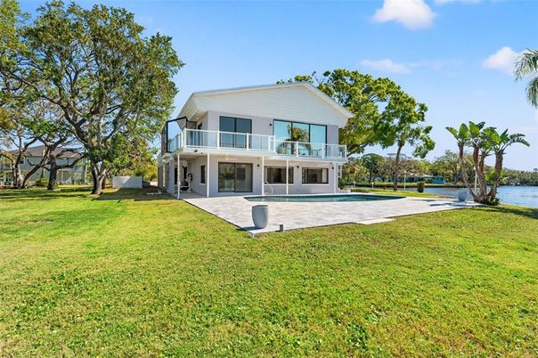 Backyard, Exterior, Pool, Water
