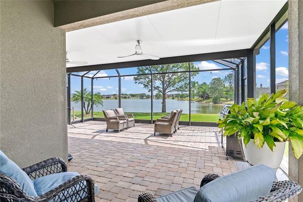 Interior, Sun Room, Water