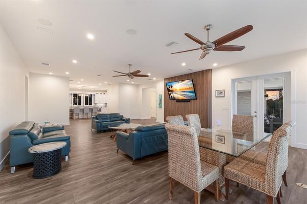 Dining room, Interior, Living room, Recessed Lighting, Wood Texture Flooring
