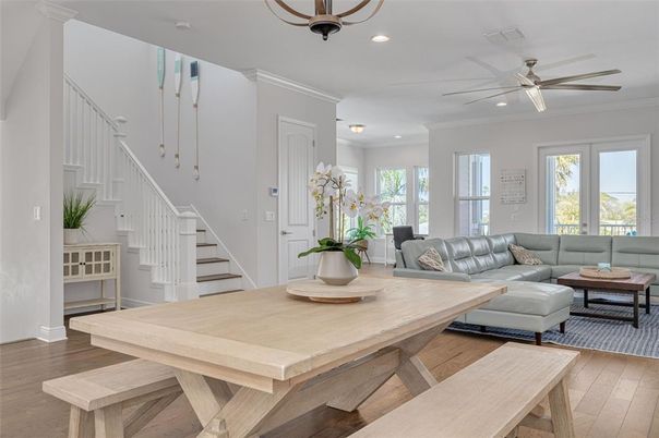 Dining room, Interior, Living room, Recessed Lighting, Wood Texture Flooring