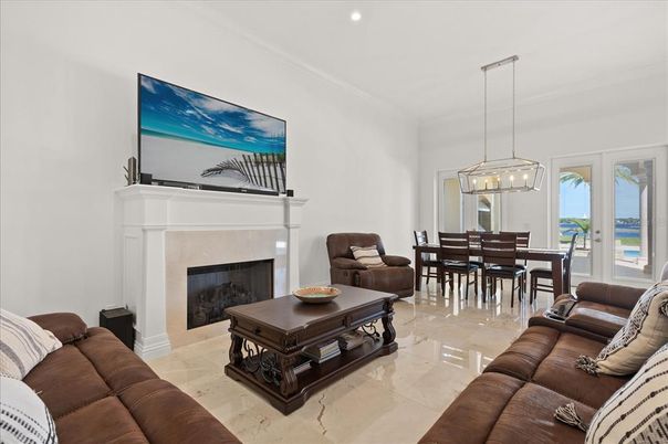 Dining room, Fireplace, Interior, Living room, Pendant Lights, Recessed Lighting