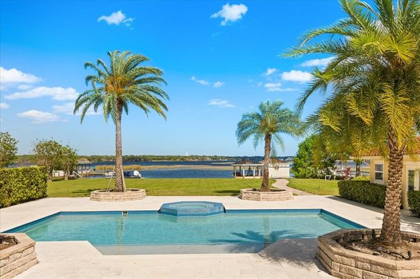 Exterior, Lake, Pool, Water