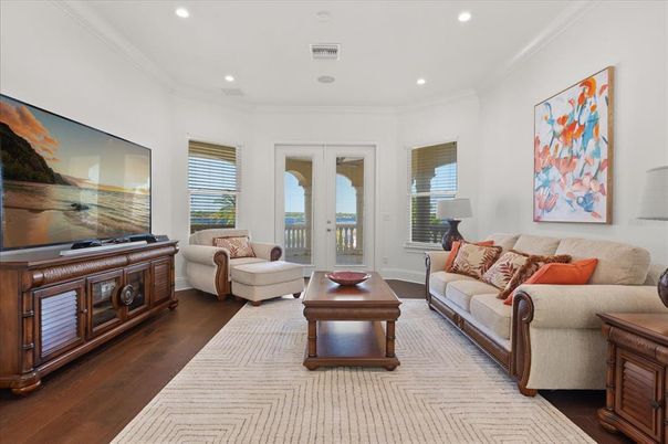 Interior, Living room, Recessed Lighting, Wood Texture Flooring