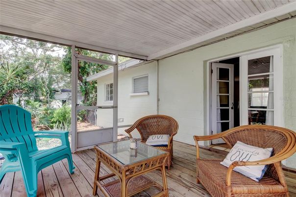 Interior, Sun Room, Wood Texture Flooring