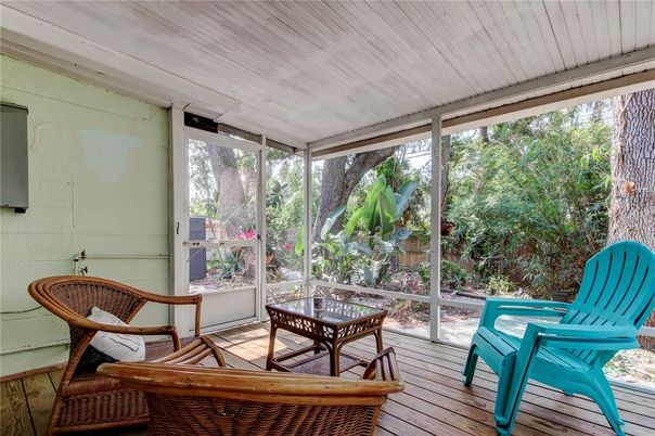 Interior, Sun Room, Wood Texture Flooring