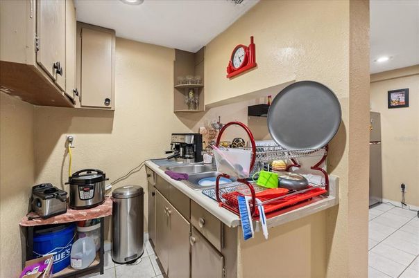 Interior, Kitchen, Recessed Lighting, Washer