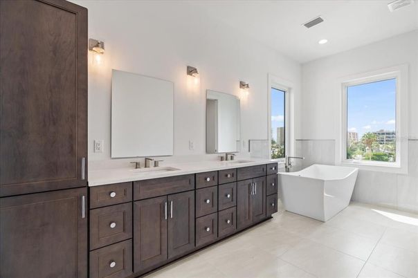Bathroom, Dual Sink Vanities, Free Standing Baths, Interior, Recessed Lighting