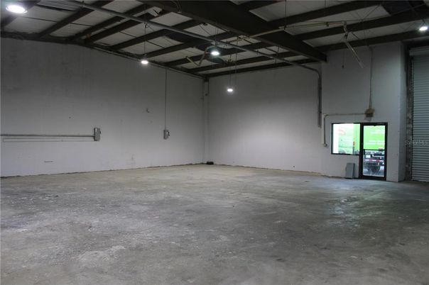 Empty room, Garage, Interior