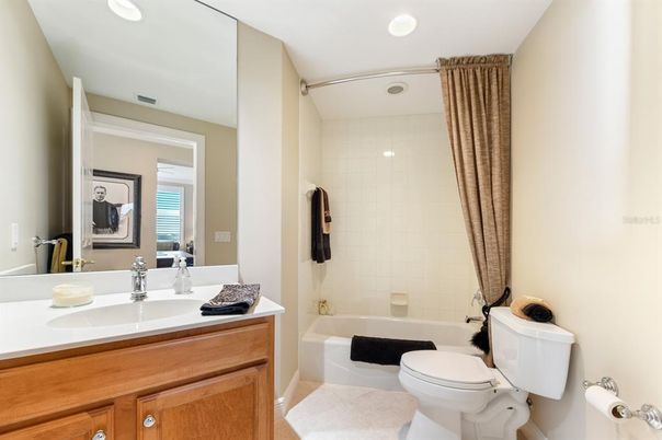 Bathroom, Interior, Recessed Lighting