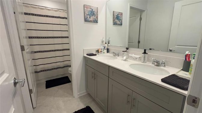 Bathroom, Dual Sink Vanities, Interior